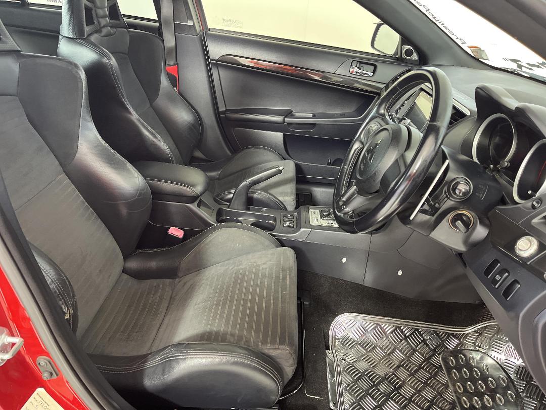 Photo '16' of Mitsubishi Lancer