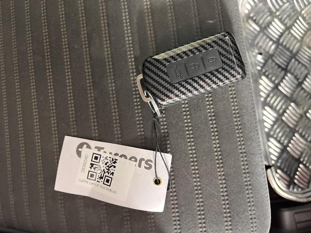 Photo '22' of Mitsubishi Lancer