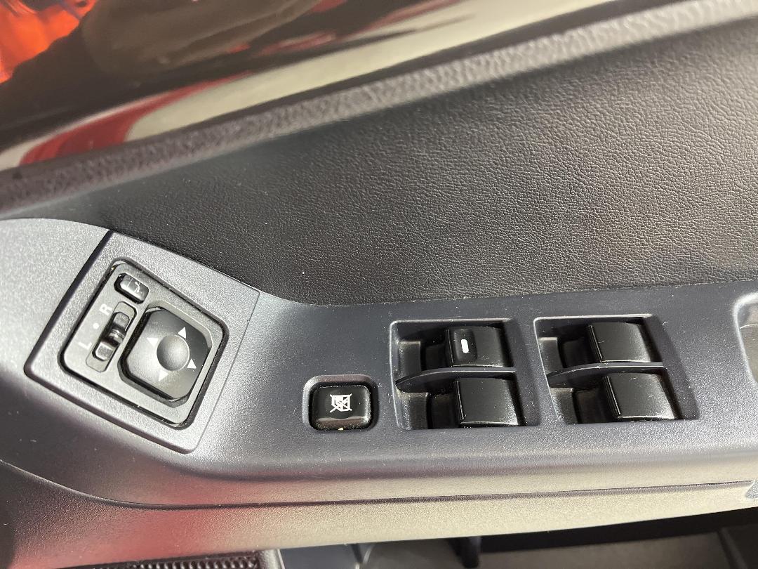 Photo '24' of Mitsubishi Lancer