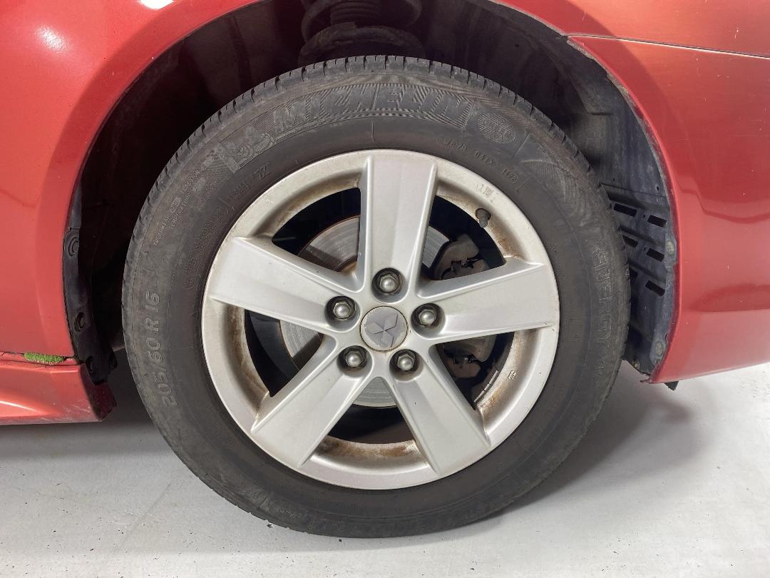 Photo '9' of Mitsubishi Lancer