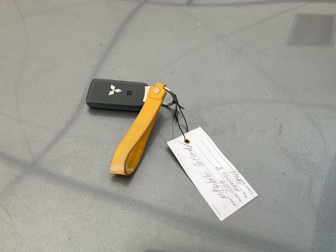 Photo '15' of Mitsubishi Outlander Photo '15' of Mitsubishi Outlander