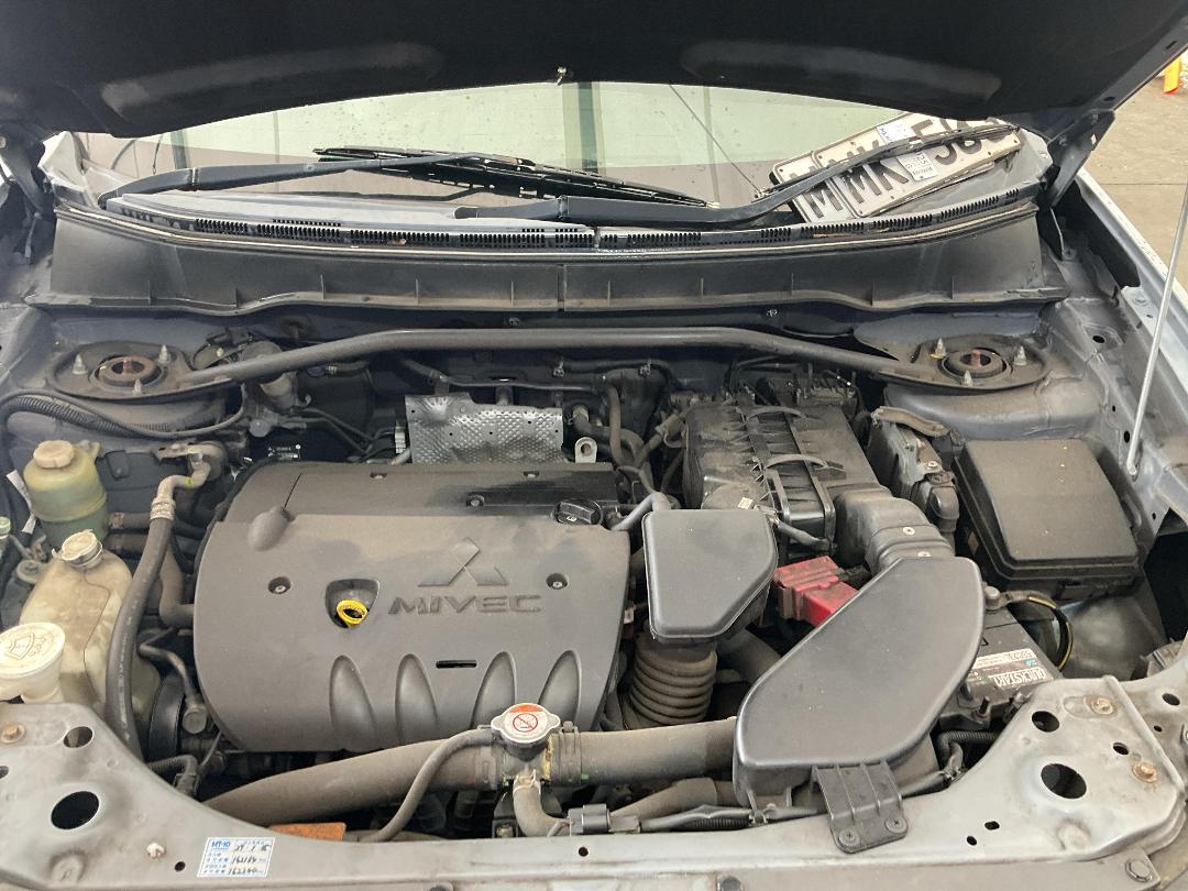 Photo '16' of Mitsubishi Outlander Photo '16' of Mitsubishi Outlander