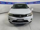 Thumbnail '2' of Mitsubishi Outlander