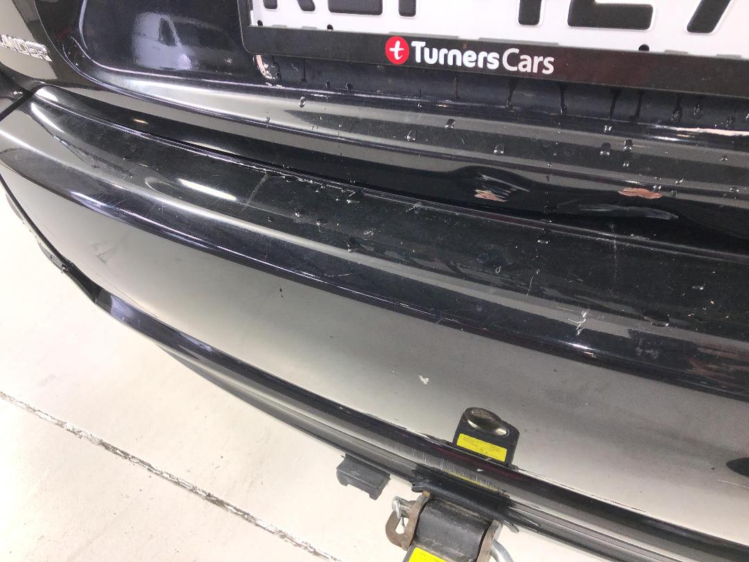 Photo '30' of Mitsubishi Outlander Photo '30' of Mitsubishi Outlander