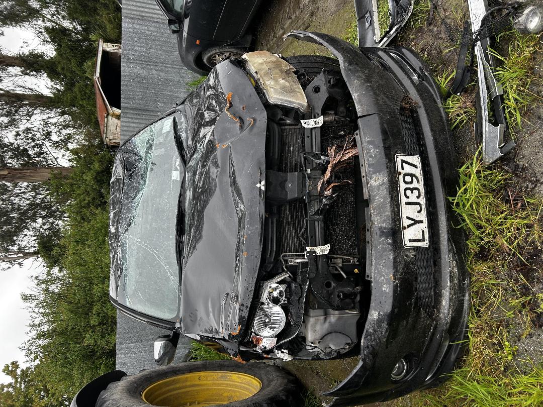 Photo '2' of Mitsubishi Outlander Photo '2' of Mitsubishi Outlander