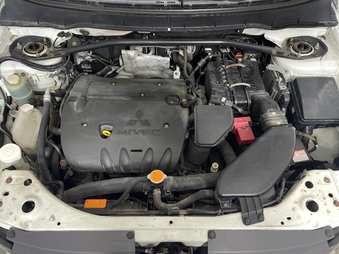 Photo '13' of Mitsubishi Outlander Photo '13' of Mitsubishi Outlander