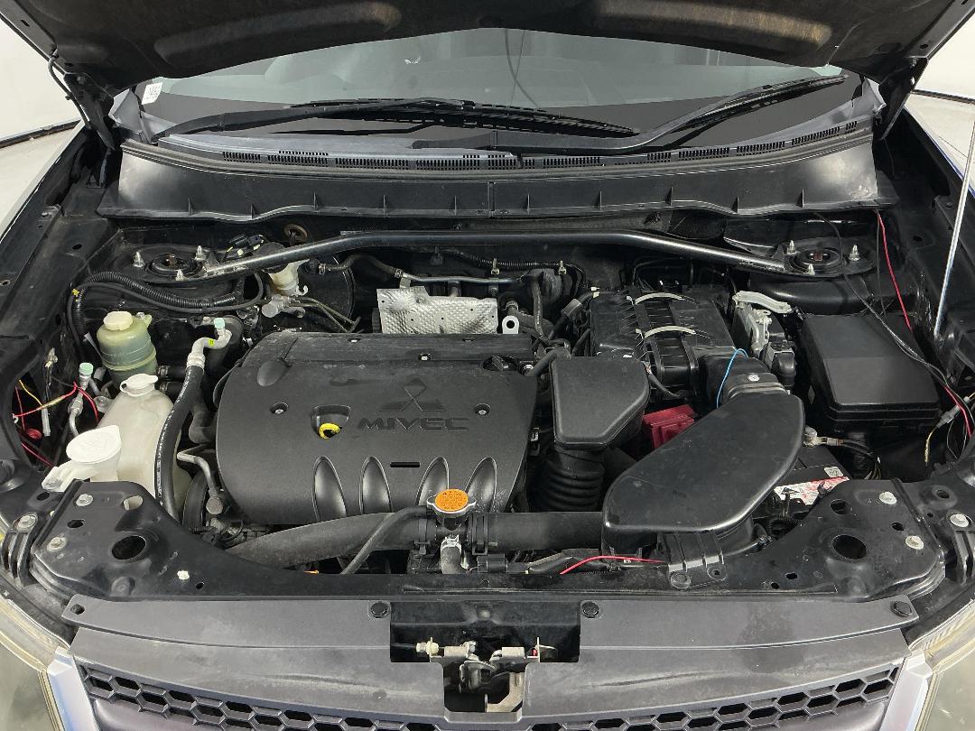 Photo '13' of Mitsubishi Outlander Photo '13' of Mitsubishi Outlander