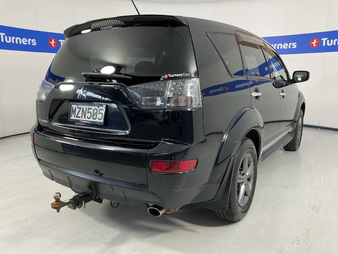 Photo '7' of Mitsubishi Outlander Photo '7' of Mitsubishi Outlander