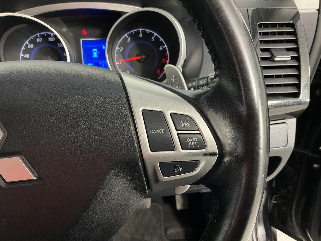 Photo '25' of Mitsubishi Outlander Photo '25' of Mitsubishi Outlander