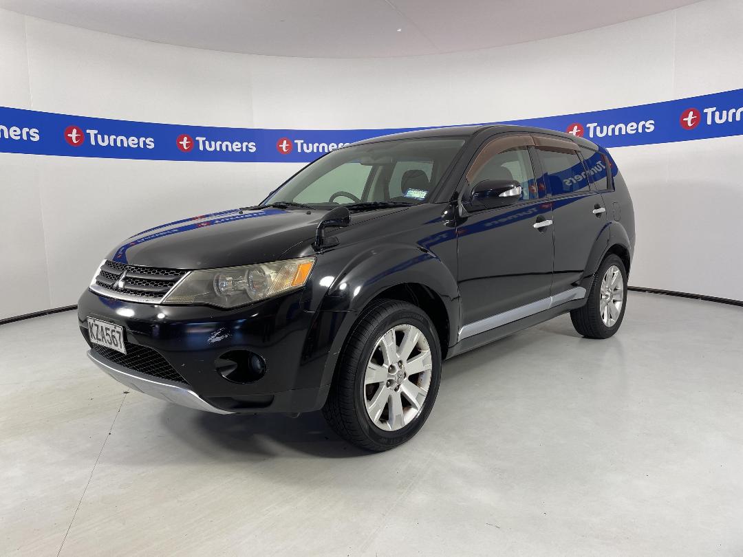 Photo '4' of Mitsubishi Outlander