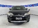Thumbnail '2' of Mitsubishi Outlander