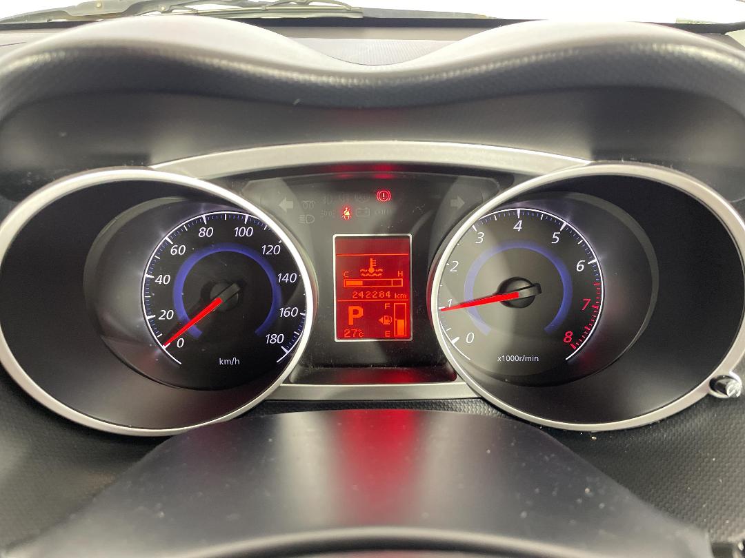 Photo '21' of Mitsubishi Outlander