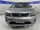 Thumbnail '2' of Mitsubishi Outlander