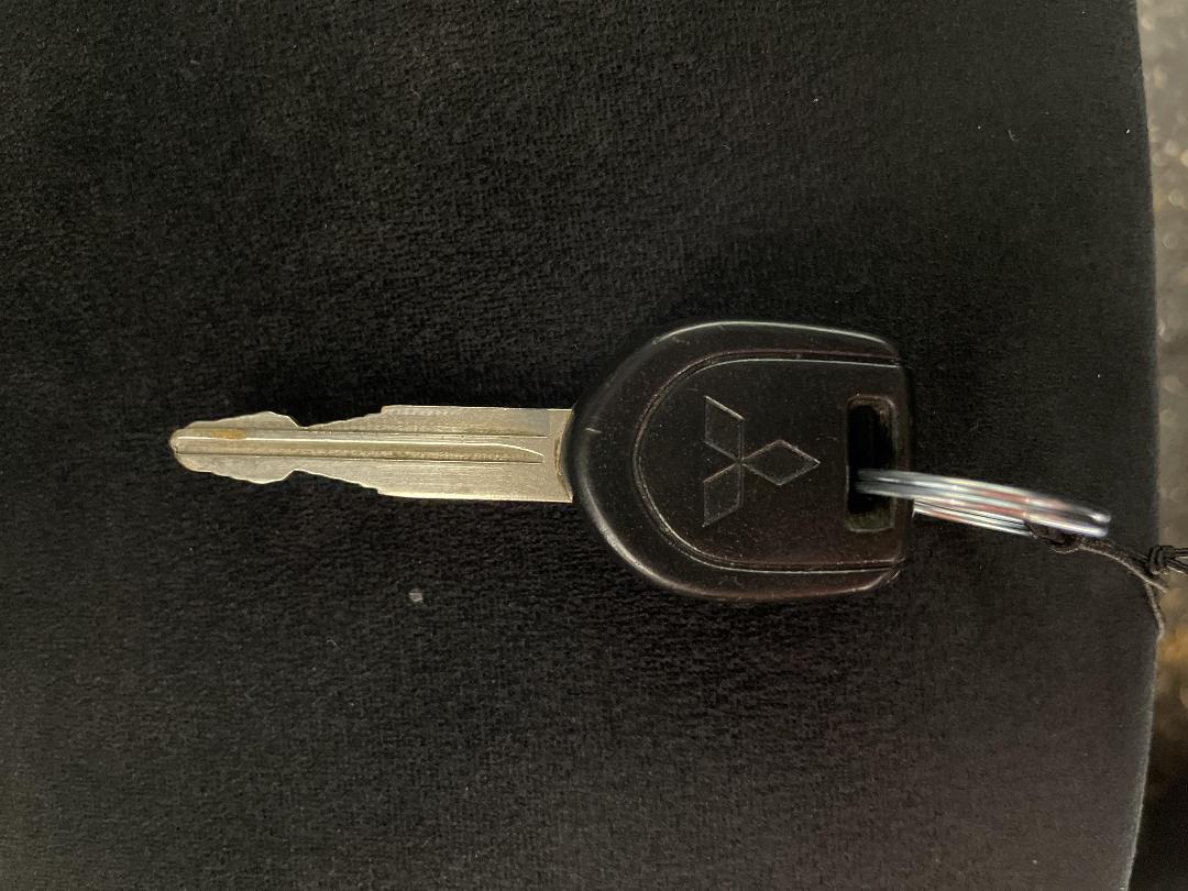 Photo '22' of Mitsubishi Outlander