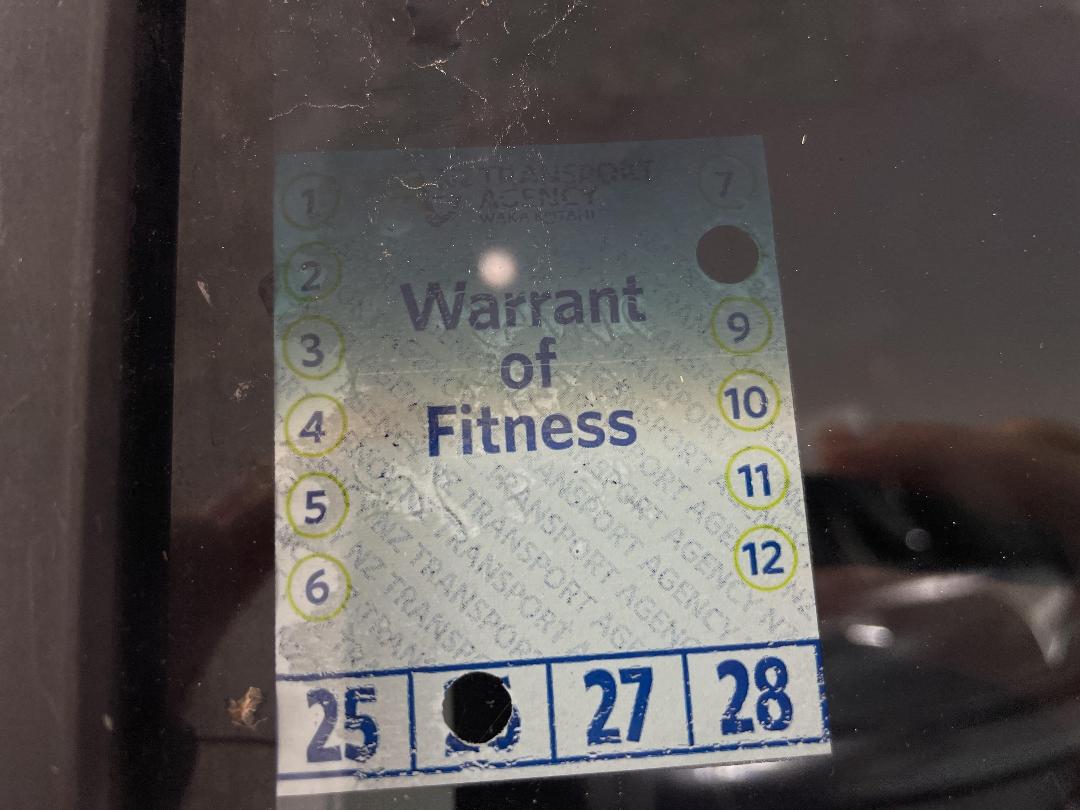 Photo '23' of Mitsubishi Outlander