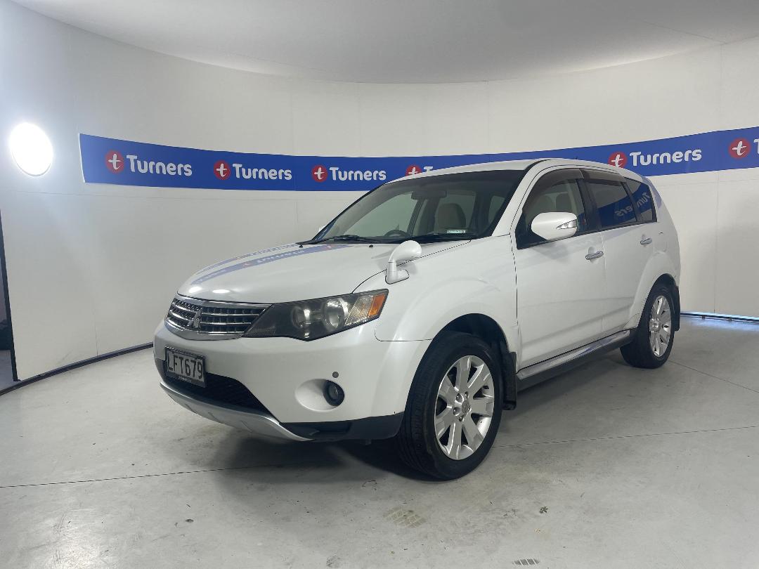 Photo '4' of Mitsubishi Outlander Photo '4' of Mitsubishi Outlander