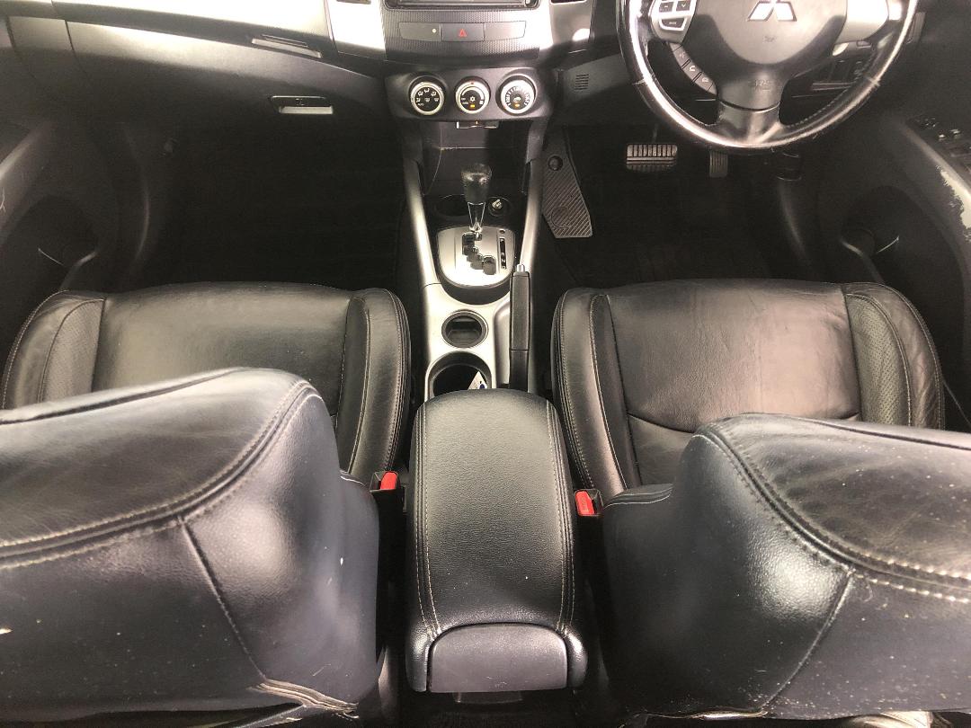 Photo '18' of Mitsubishi Outlander Photo '18' of Mitsubishi Outlander