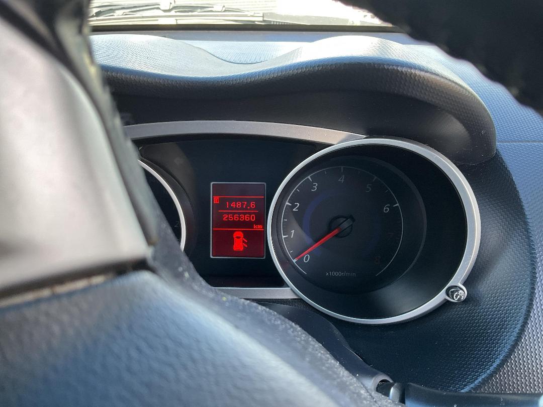 Photo '9' of Mitsubishi Outlander XLS