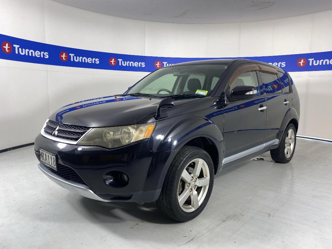 Photo '4' of Mitsubishi Outlander Photo '4' of Mitsubishi Outlander