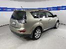 Thumbnail '7' of Mitsubishi Outlander