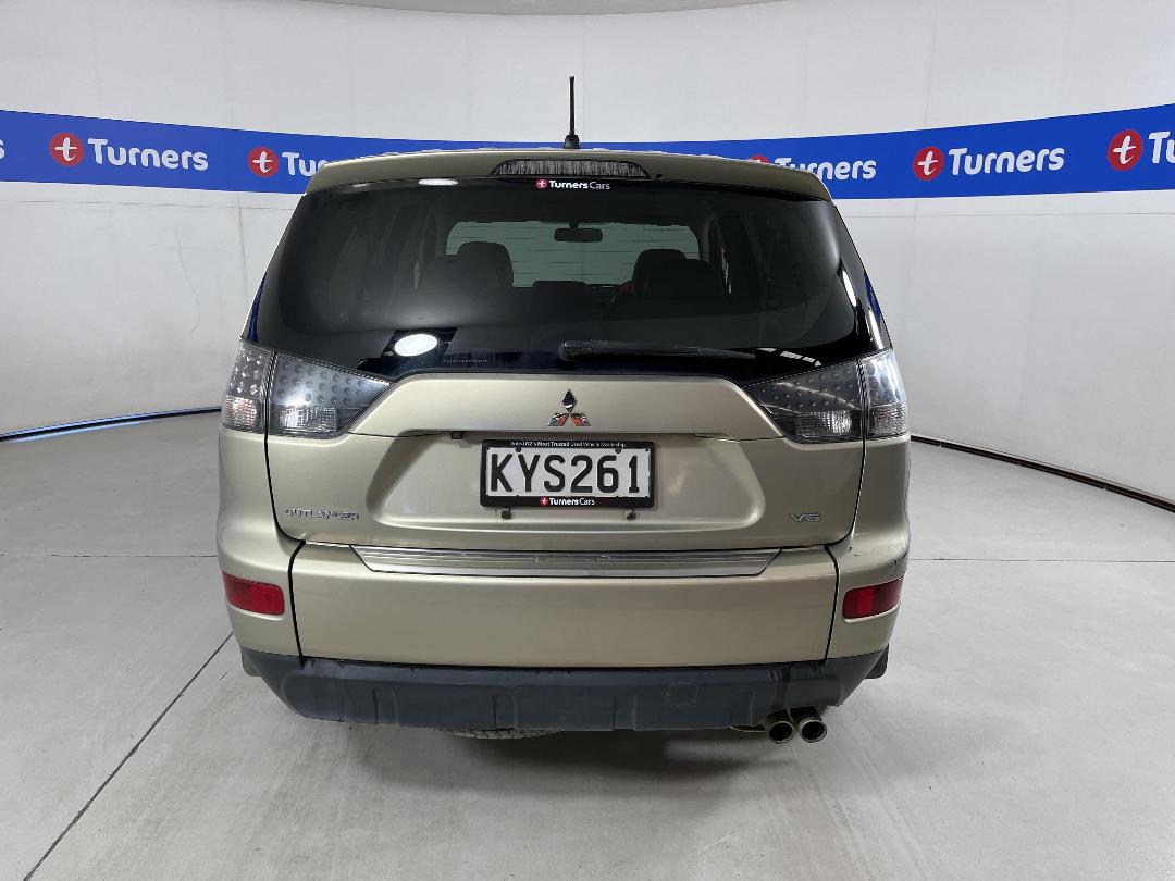 Photo '6' of Mitsubishi Outlander Photo '6' of Mitsubishi Outlander