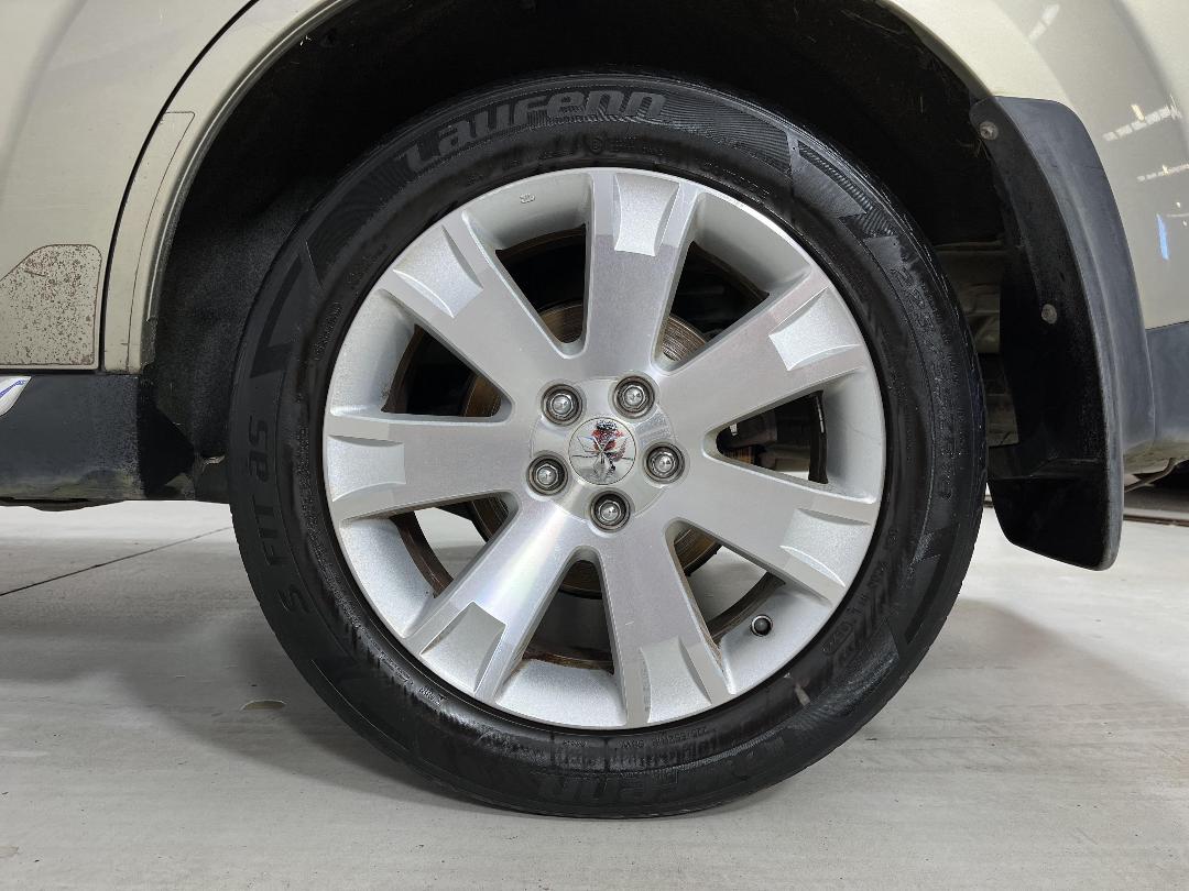 Photo '11' of Mitsubishi Outlander Photo '11' of Mitsubishi Outlander