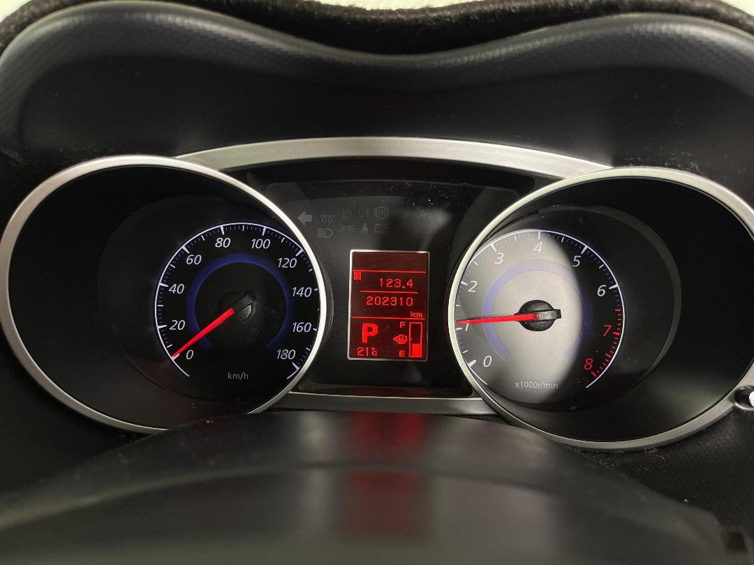 Photo '21' of Mitsubishi Outlander Photo '21' of Mitsubishi Outlander