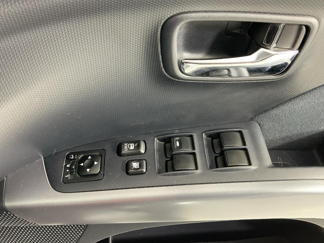 Photo '22' of Mitsubishi Outlander