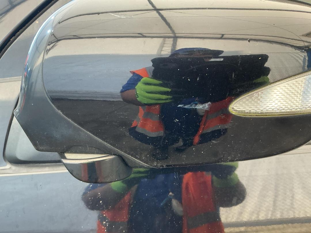 Photo '8' of Mitsubishi Outlander