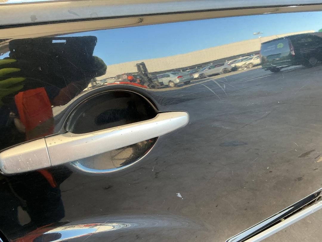 Photo '18' of Mitsubishi Outlander