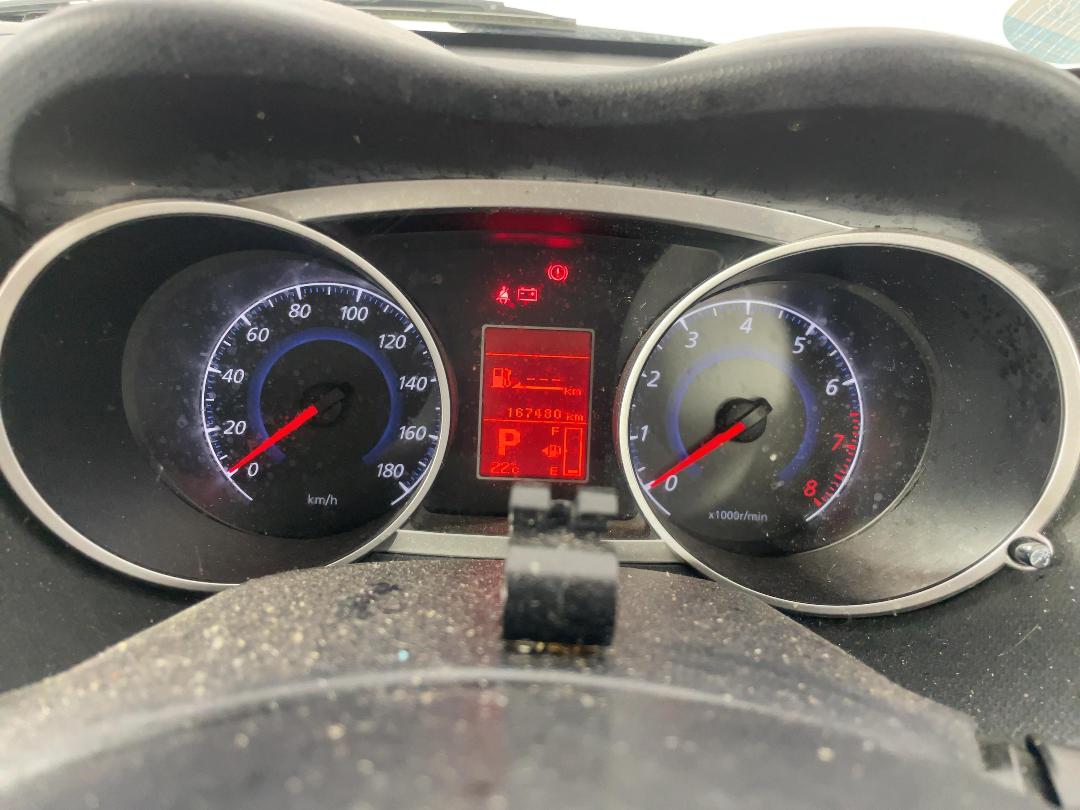 Photo '19' of Mitsubishi Outlander