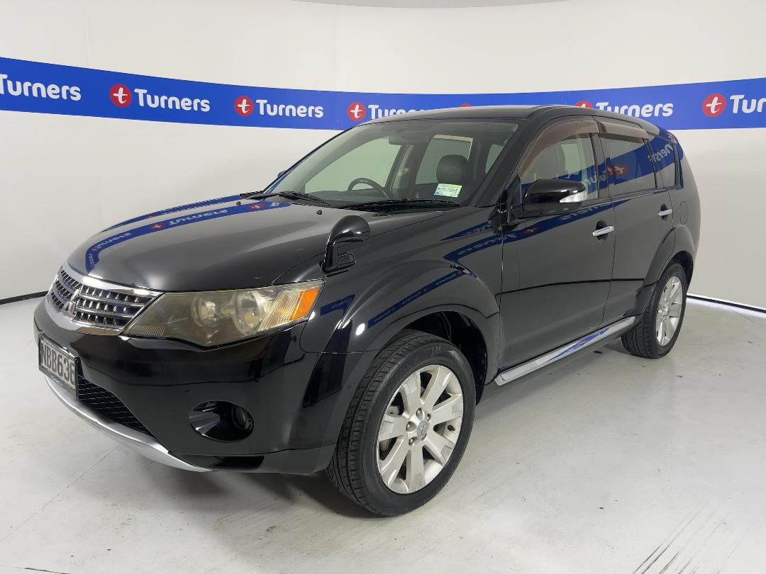 Photo '4' of Mitsubishi Outlander