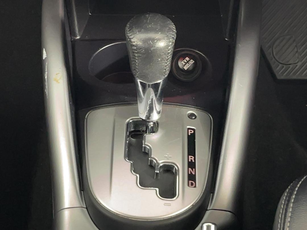 Photo '26' of Mitsubishi Outlander