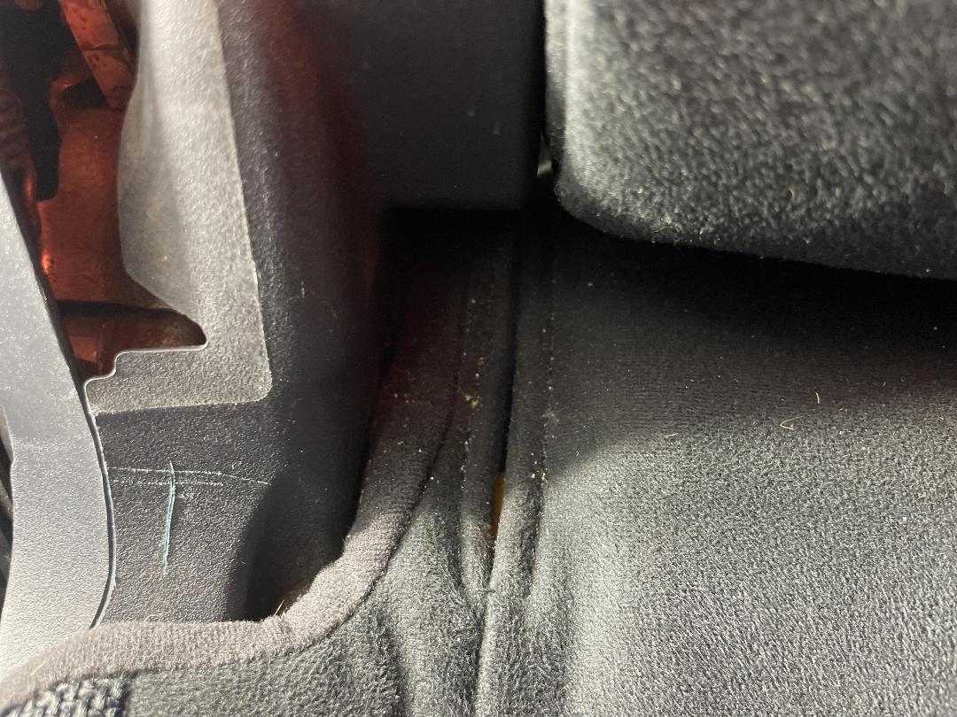 Photo '23' of Mitsubishi Outlander