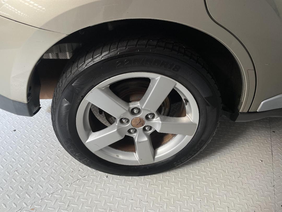 Photo '12' of Mitsubishi Outlander