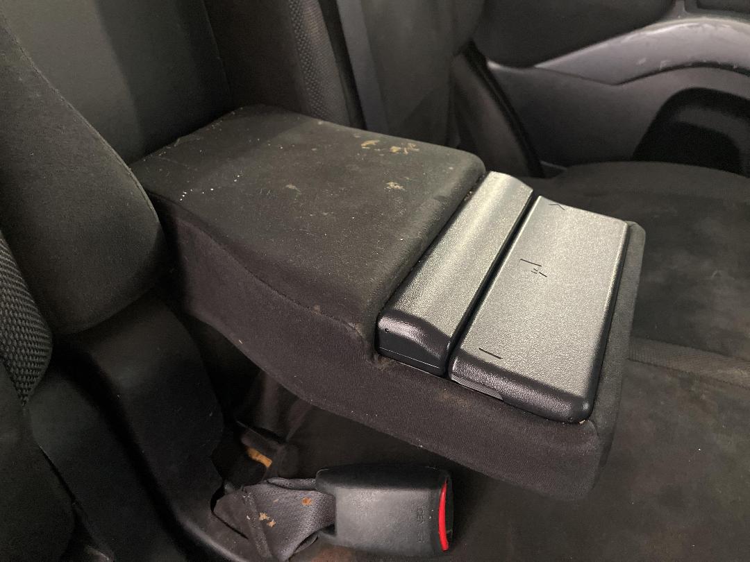 Photo '23' of Mitsubishi Outlander