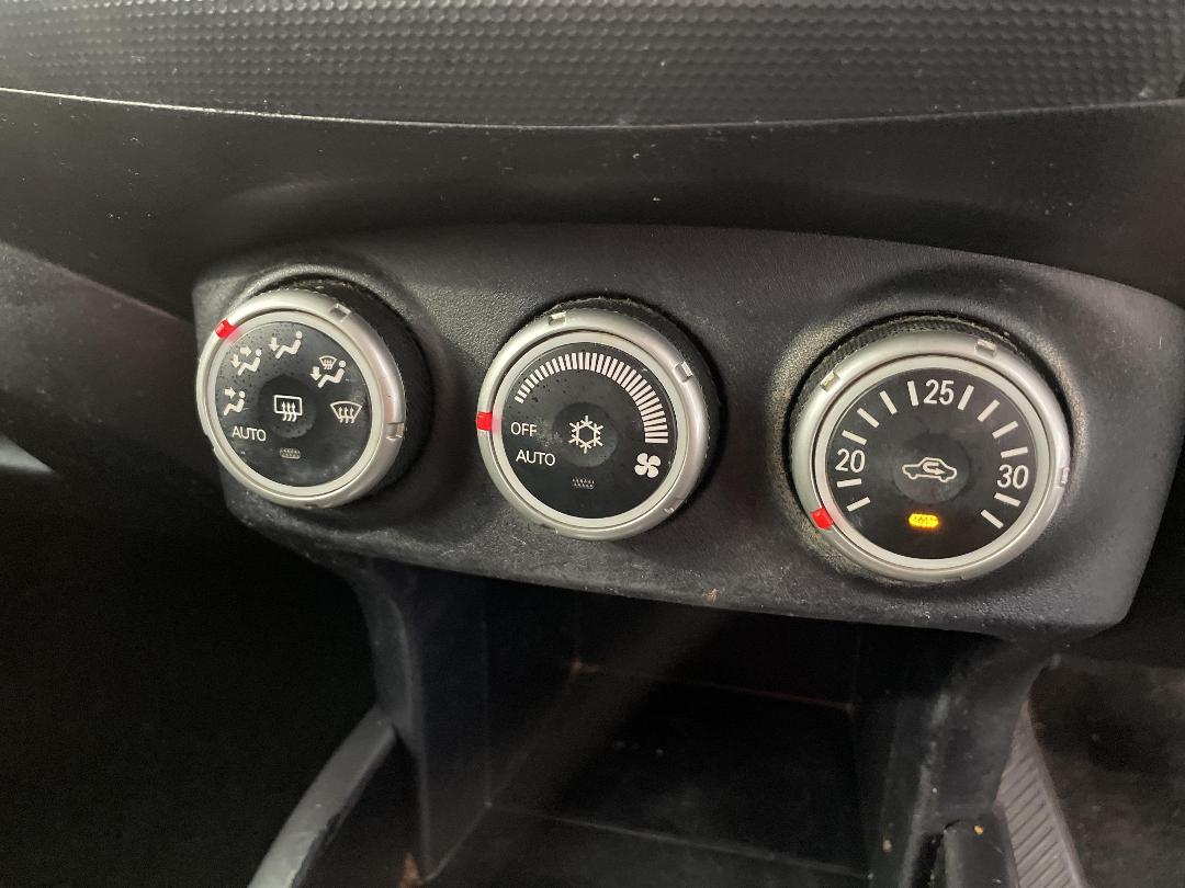 Photo '30' of Mitsubishi Outlander