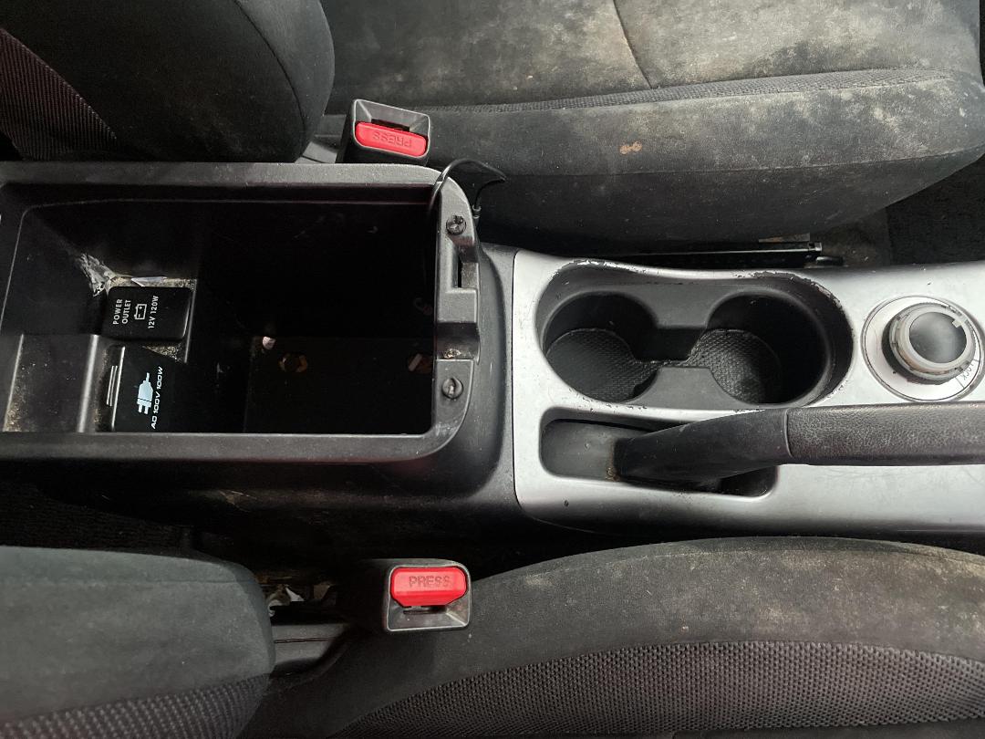 Photo '32' of Mitsubishi Outlander