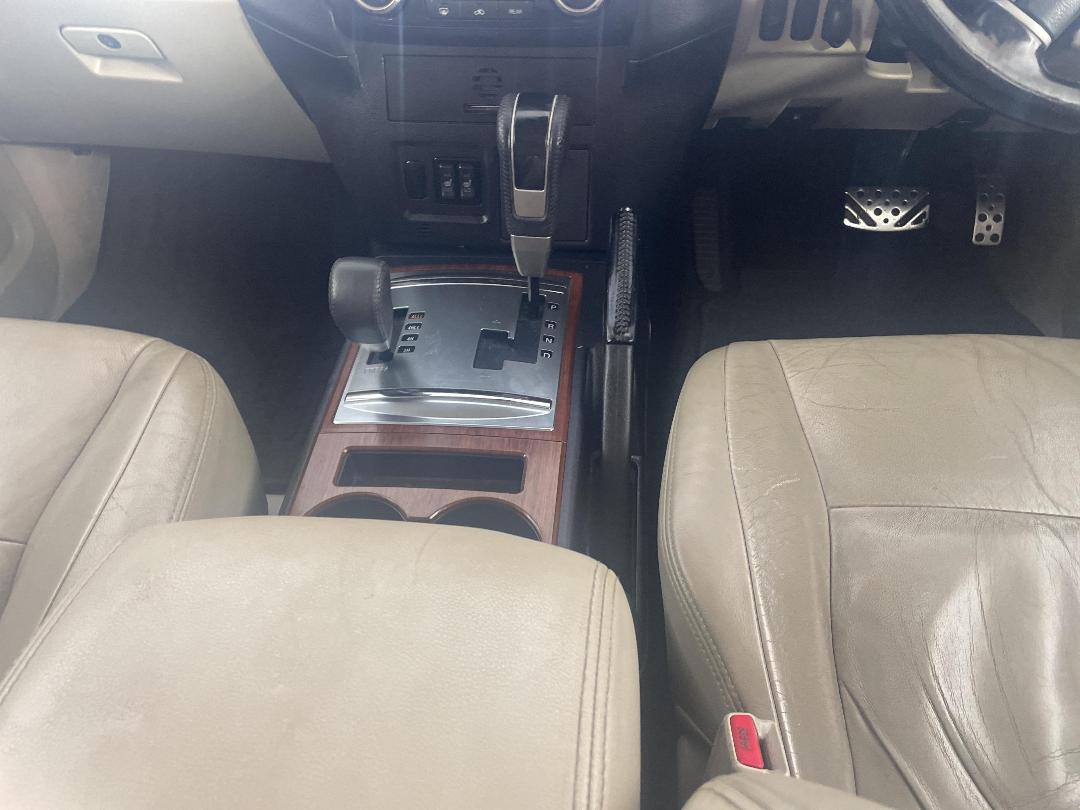 Photo '18' of Mitsubishi Pajero