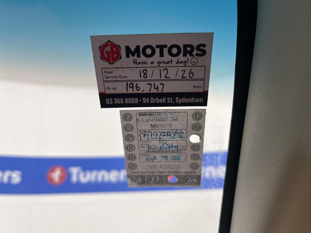 Photo '23' of Mitsubishi Pajero