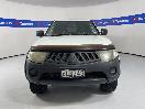 Thumbnail '2' of Mitsubishi Triton