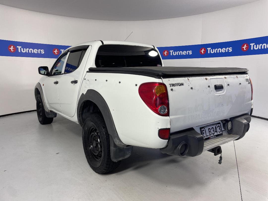 Photo '5' of Mitsubishi Triton