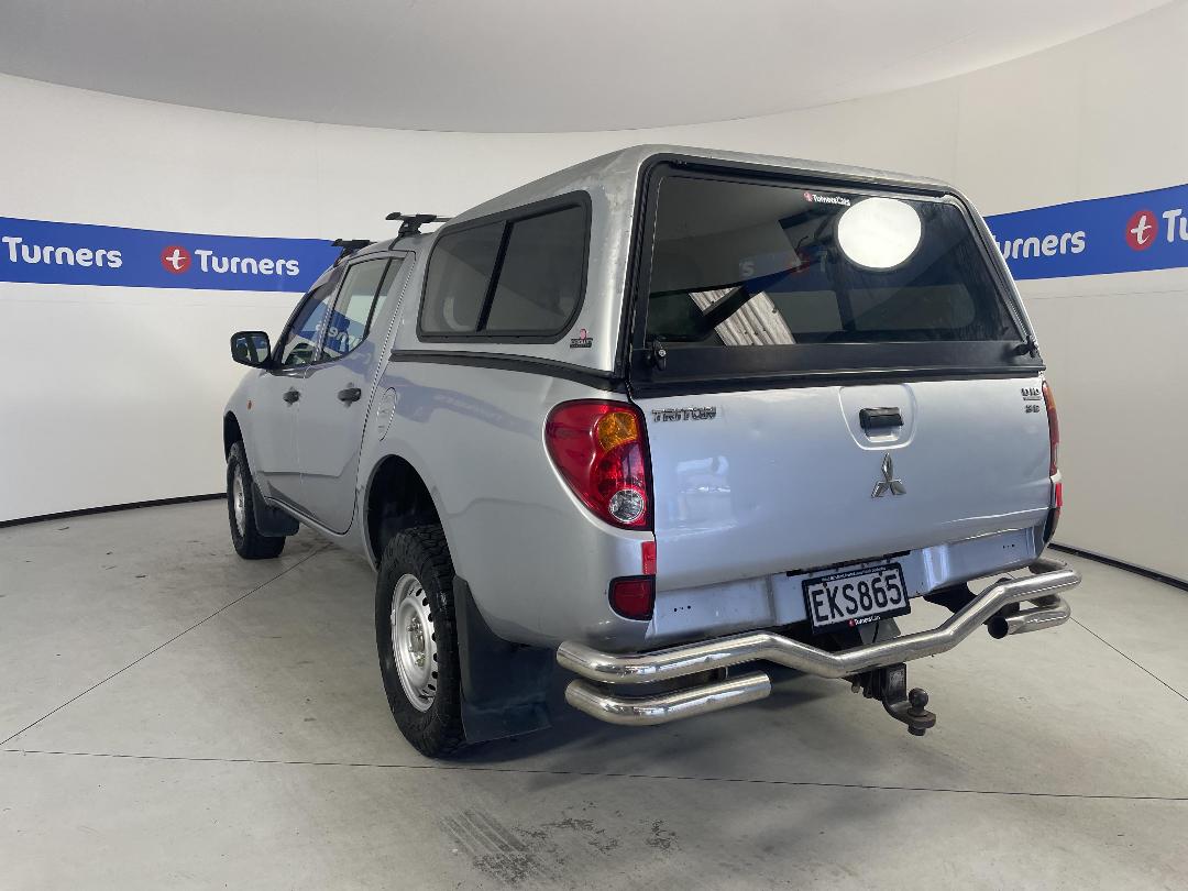 Photo '5' of Mitsubishi Triton Photo '5' of Mitsubishi Triton