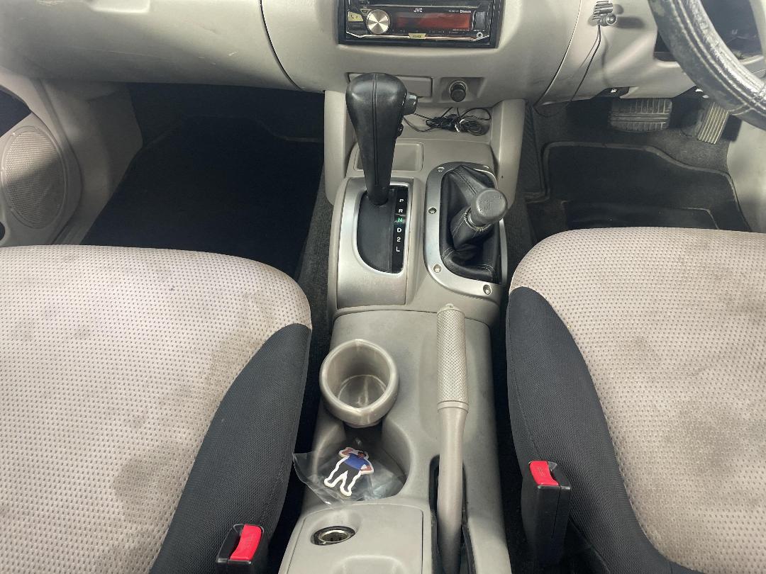 Photo '18' of Mitsubishi Triton Photo '18' of Mitsubishi Triton