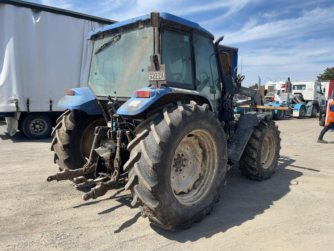 Photo '4' of NEW HOLLAND TL90A Tractor