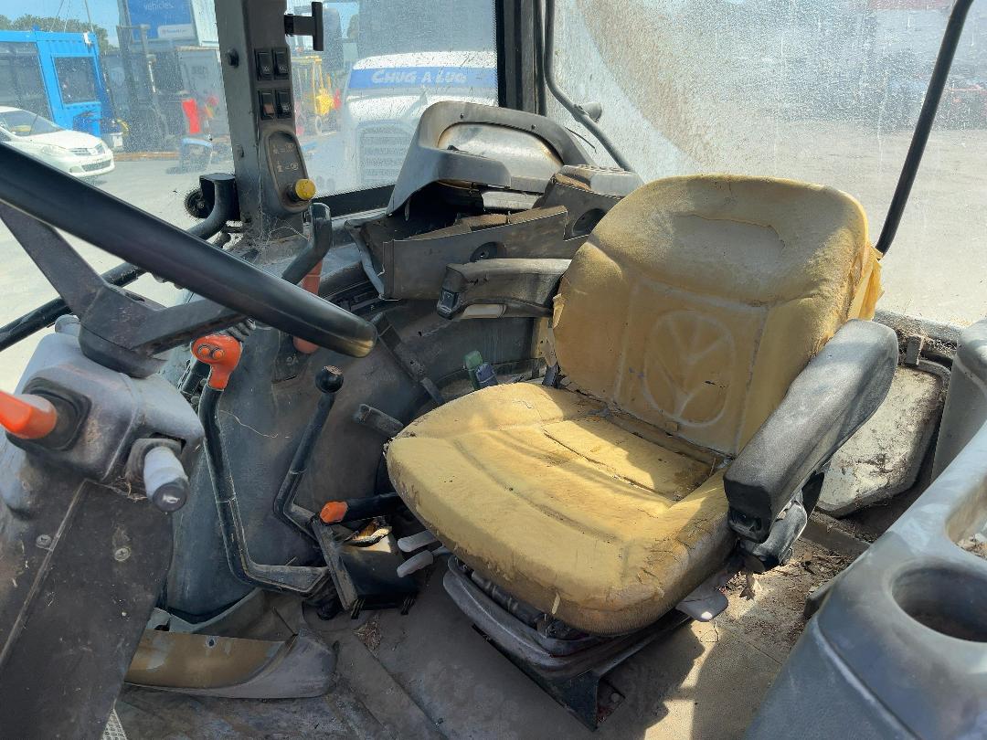 Photo '16' of NEW HOLLAND TL90A Tractor