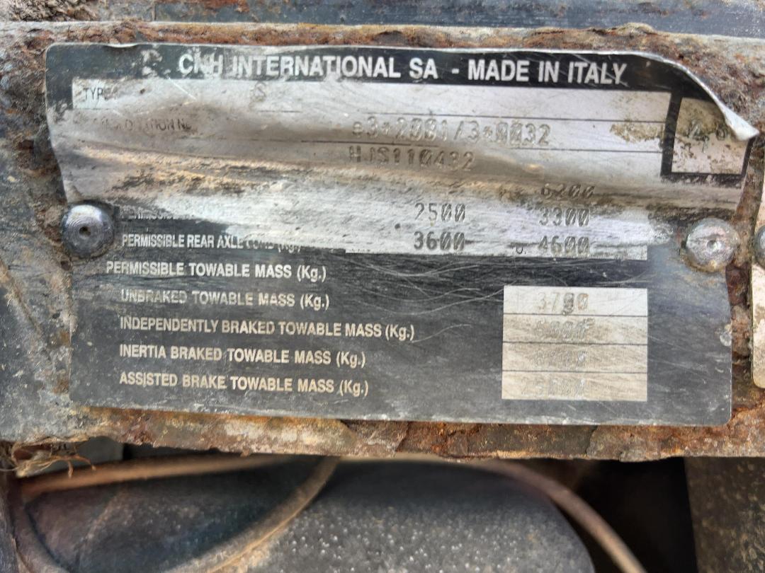 Photo '23' of NEW HOLLAND TL90A Tractor