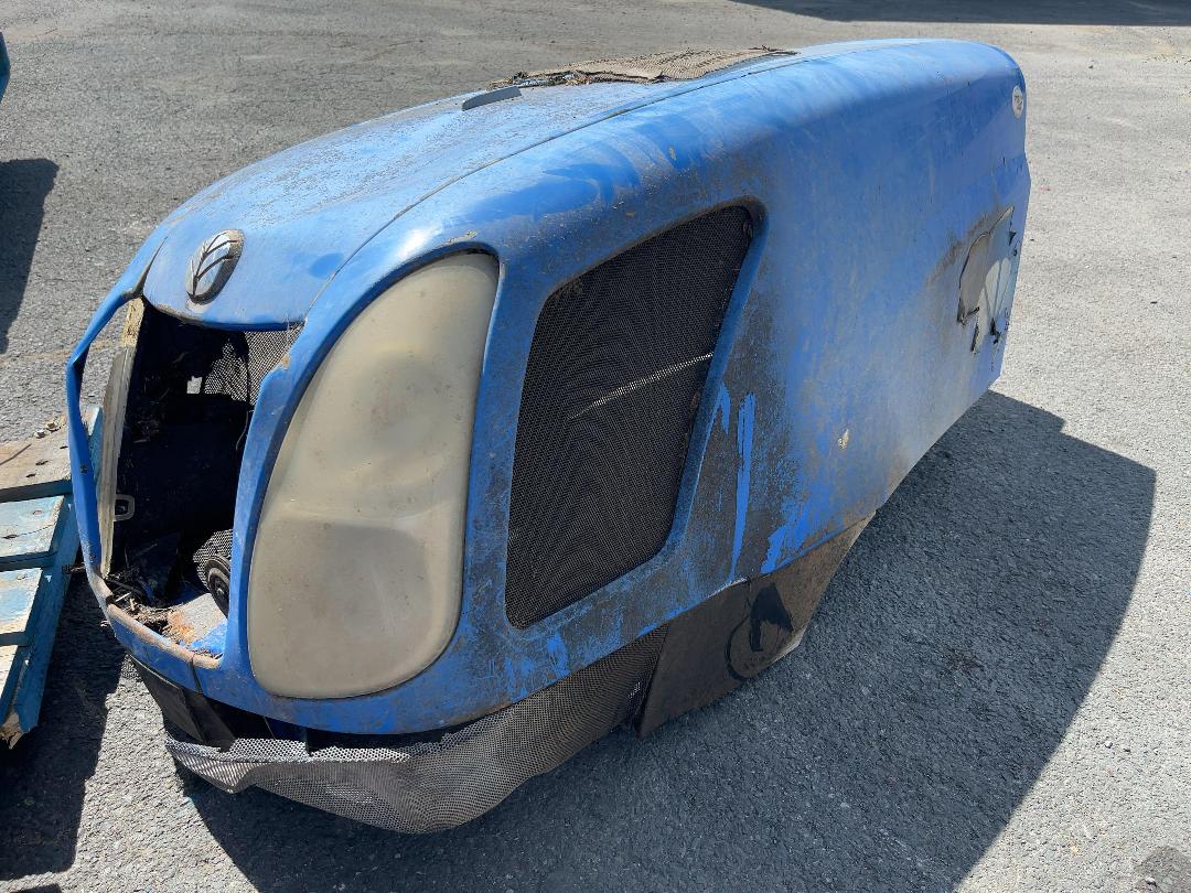 Photo '26' of NEW HOLLAND TL90A Tractor