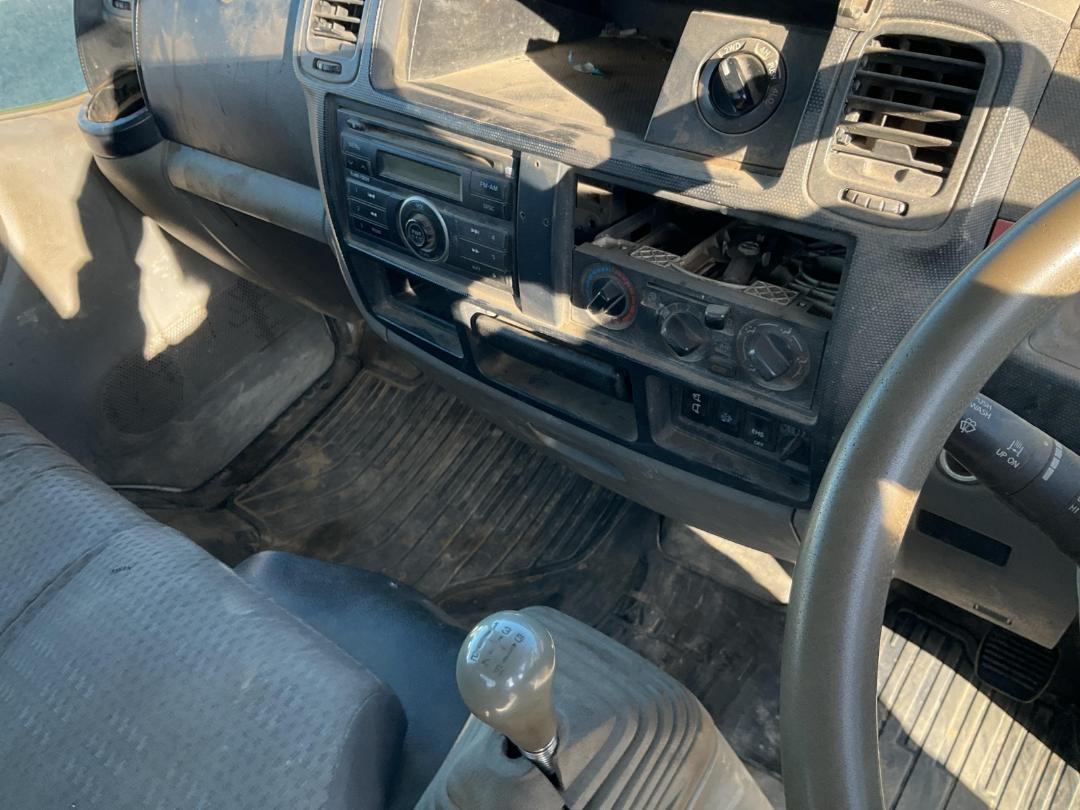 Photo '19' of Nissan Atlas Flat Deck Photo '19' of Nissan Atlas Flat Deck