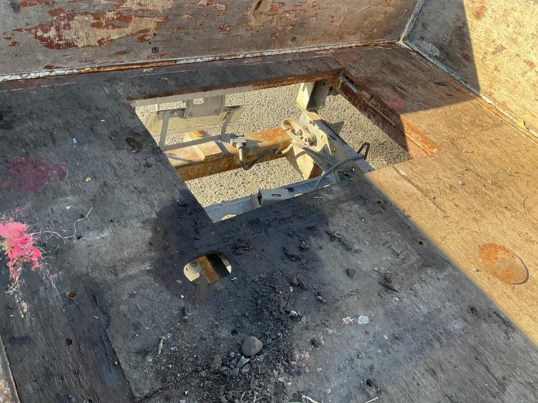 Photo '20' of Nissan Atlas Flat Deck Photo '20' of Nissan Atlas Flat Deck